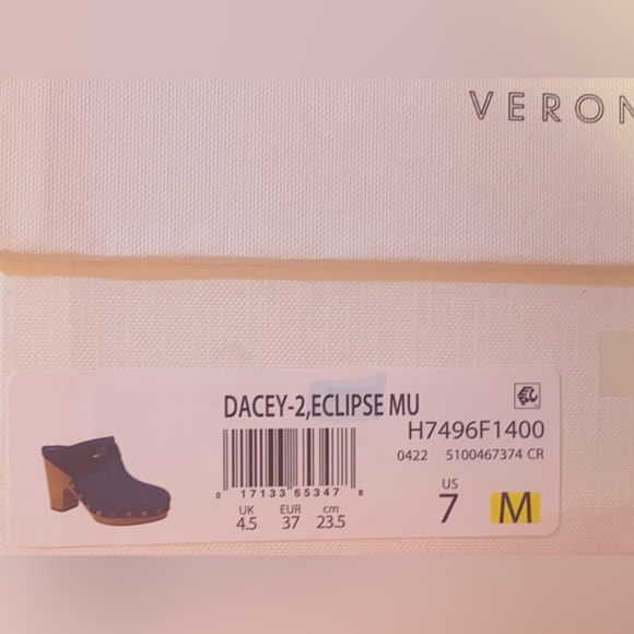 NIB VERONICA BEARD Dacey Denim Buckle Clogs - Size 6 & 7 - Picture 6 of 7